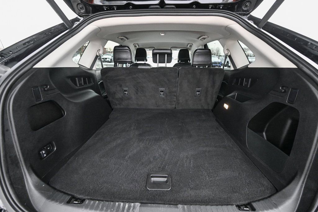 Certified 2024 Ford Edge SEL w/ Convenience Package image 19