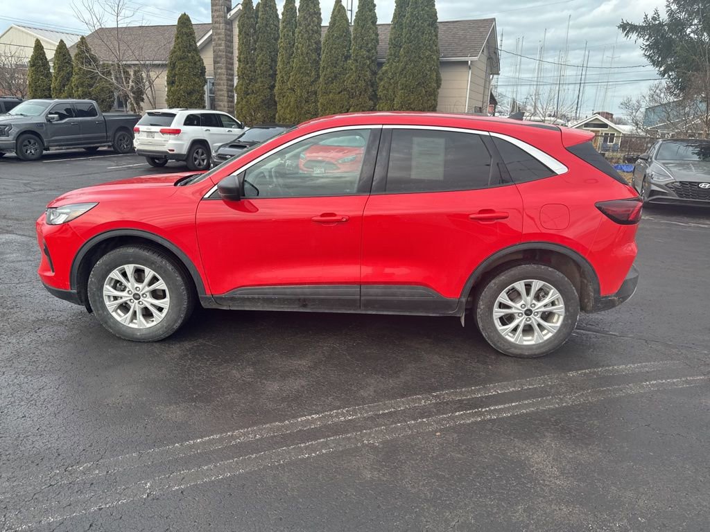 Certified 2024 Ford Escape Active image 6