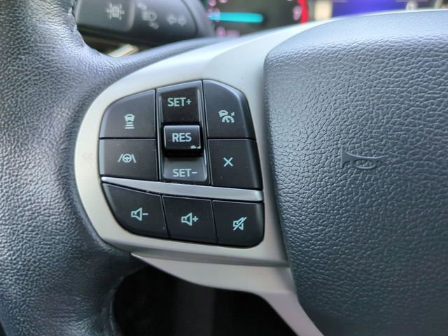 Certified 2023 Ford Explorer XLT w/ Equipment Group 202A image 30