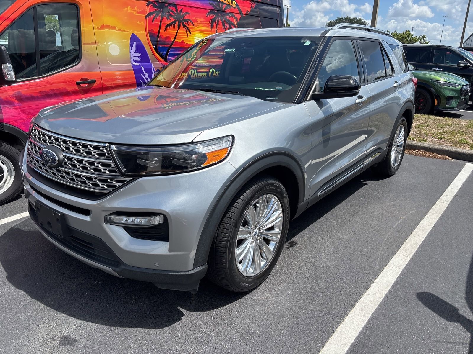 Certified 2023 Ford Explorer Limited w/ Limited Technology Package RWD image 2