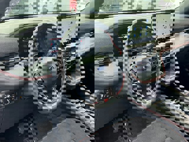 Certified 2025 Ford Explorer ST image 34