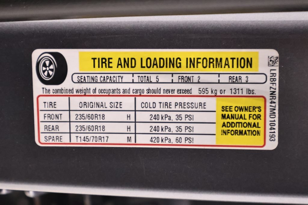 Used 2021 Buick Envision Essence FWD image 40