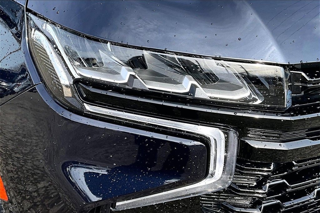 Used 2023 Chevrolet Tahoe Z71 w/ Luxury Package image 30