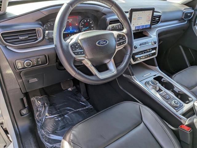 Certified 2023 Ford Explorer XLT w/ Equipment Group 202A AWD/4WD image 10