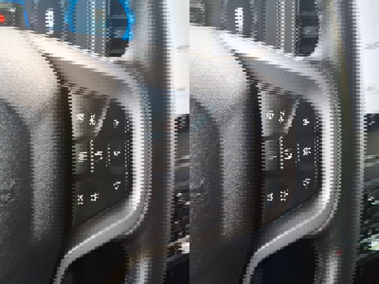 Certified 2025 Ford Bronco Badlands image 26