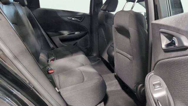 Used 2025 Chevrolet Malibu RS FWD image 16