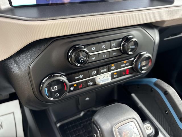 Certified 2024 Ford Bronco Wildtrak AWD/4WD image 30