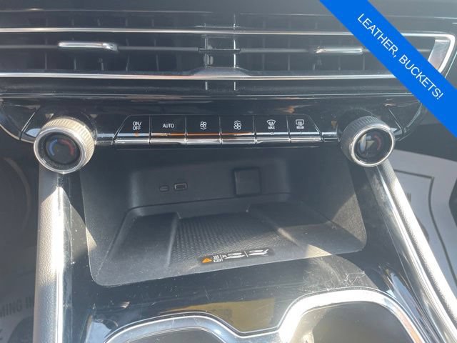 Used 2025 Chevrolet Traverse LT AWD/4WD image 15