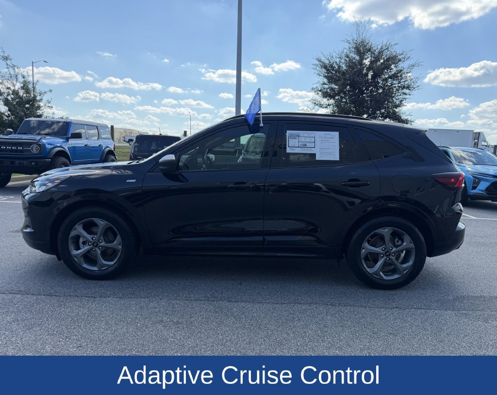 Certified 2023 Ford Escape ST-Line w/ Tech Pack #1 FWD image 5