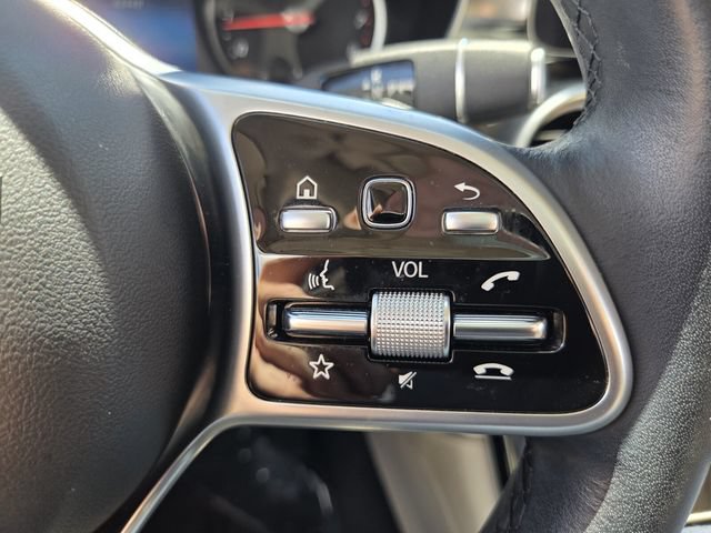 Used 2022 Mercedes-Benz GLC 300 image 30