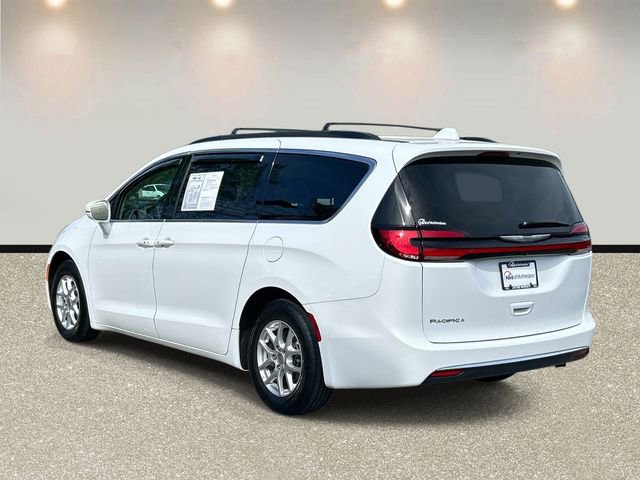Used 2022 Chrysler Pacifica Touring-L FWD image 7