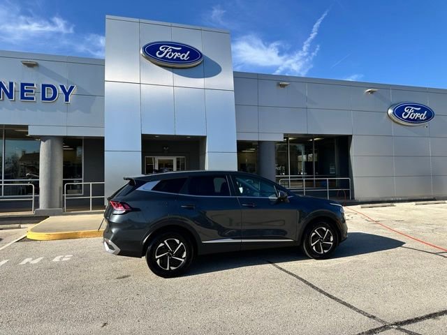 Used 2023 Kia Sportage LX image 17