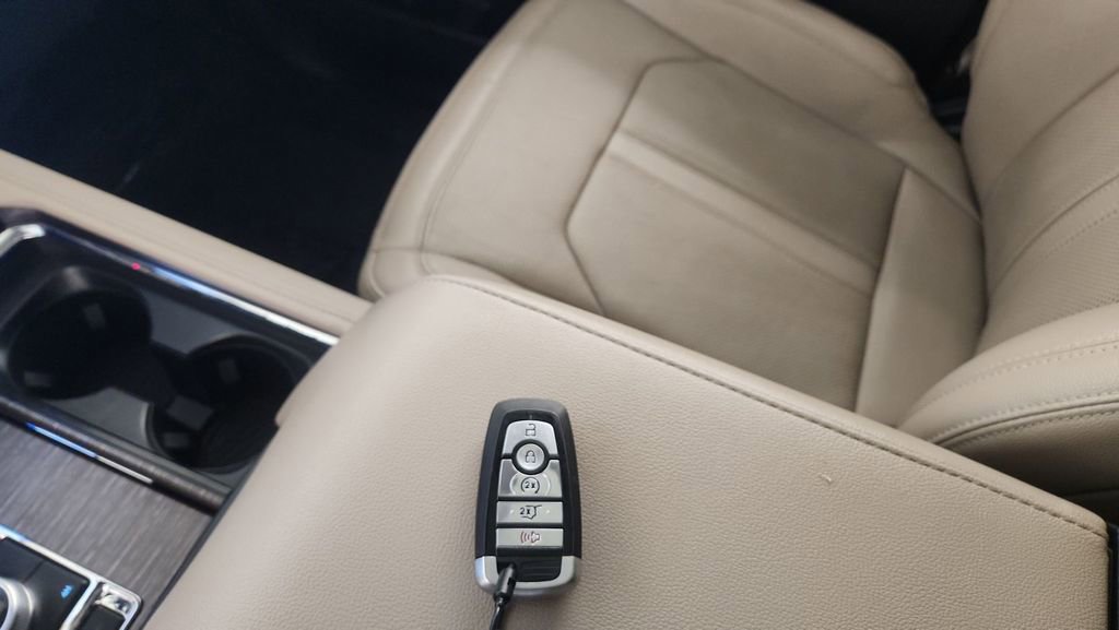 Certified 2023 Ford Expedition Limited AWD/4WD image 23