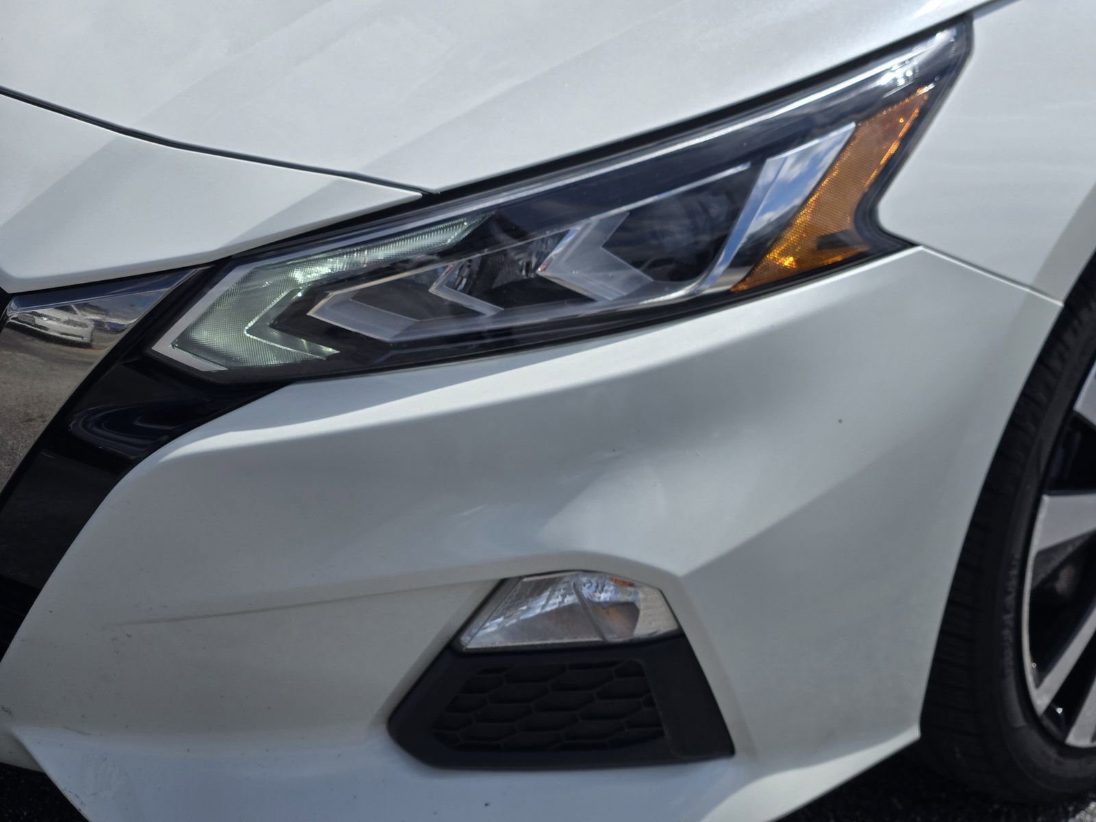 Used 2020 Nissan Altima 2.5 SR FWD image 10