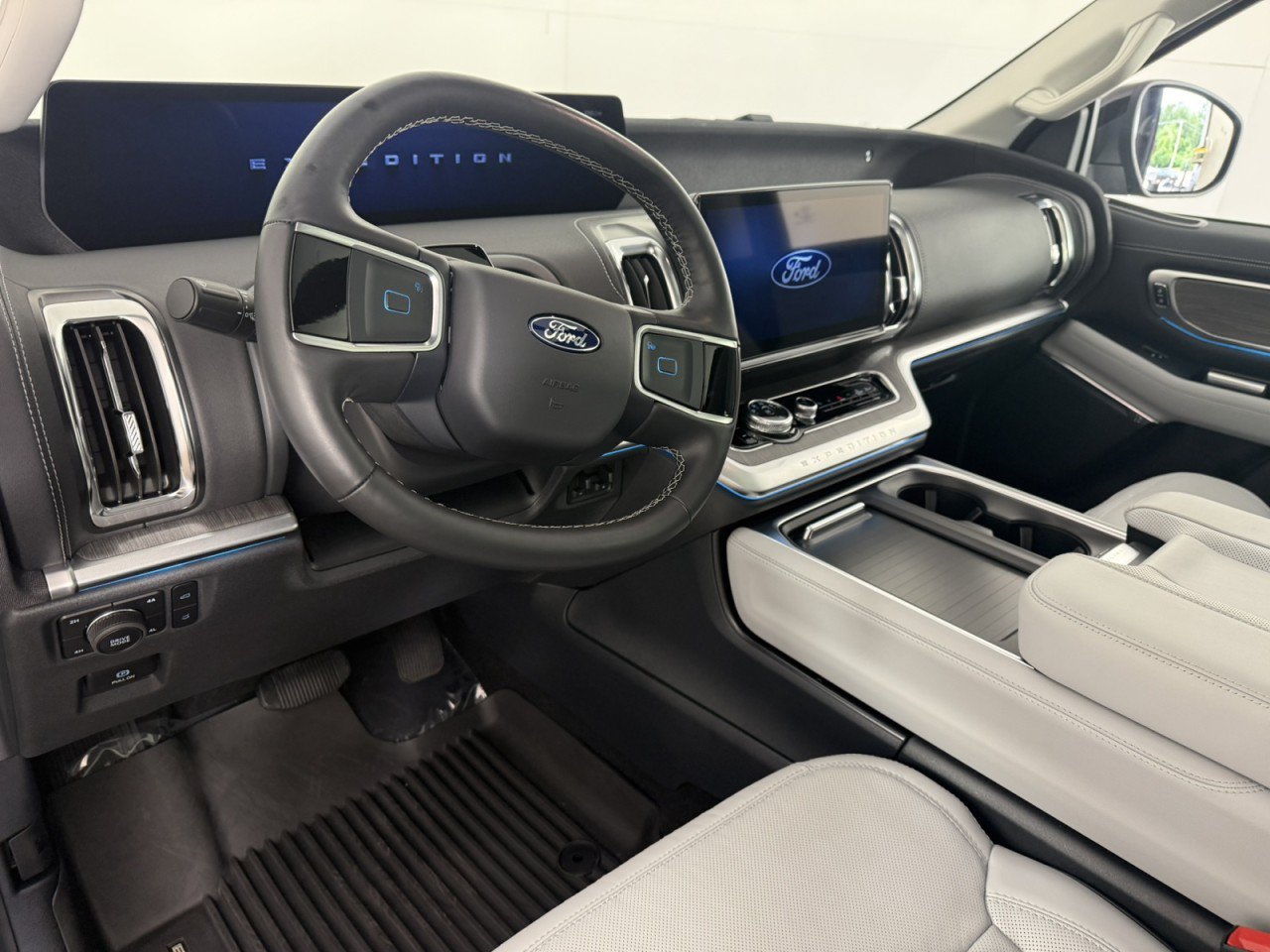 Certified 2026 Ford Expedition Max Platinum w/ Platinum Ultimate Package AWD/4WD image 19