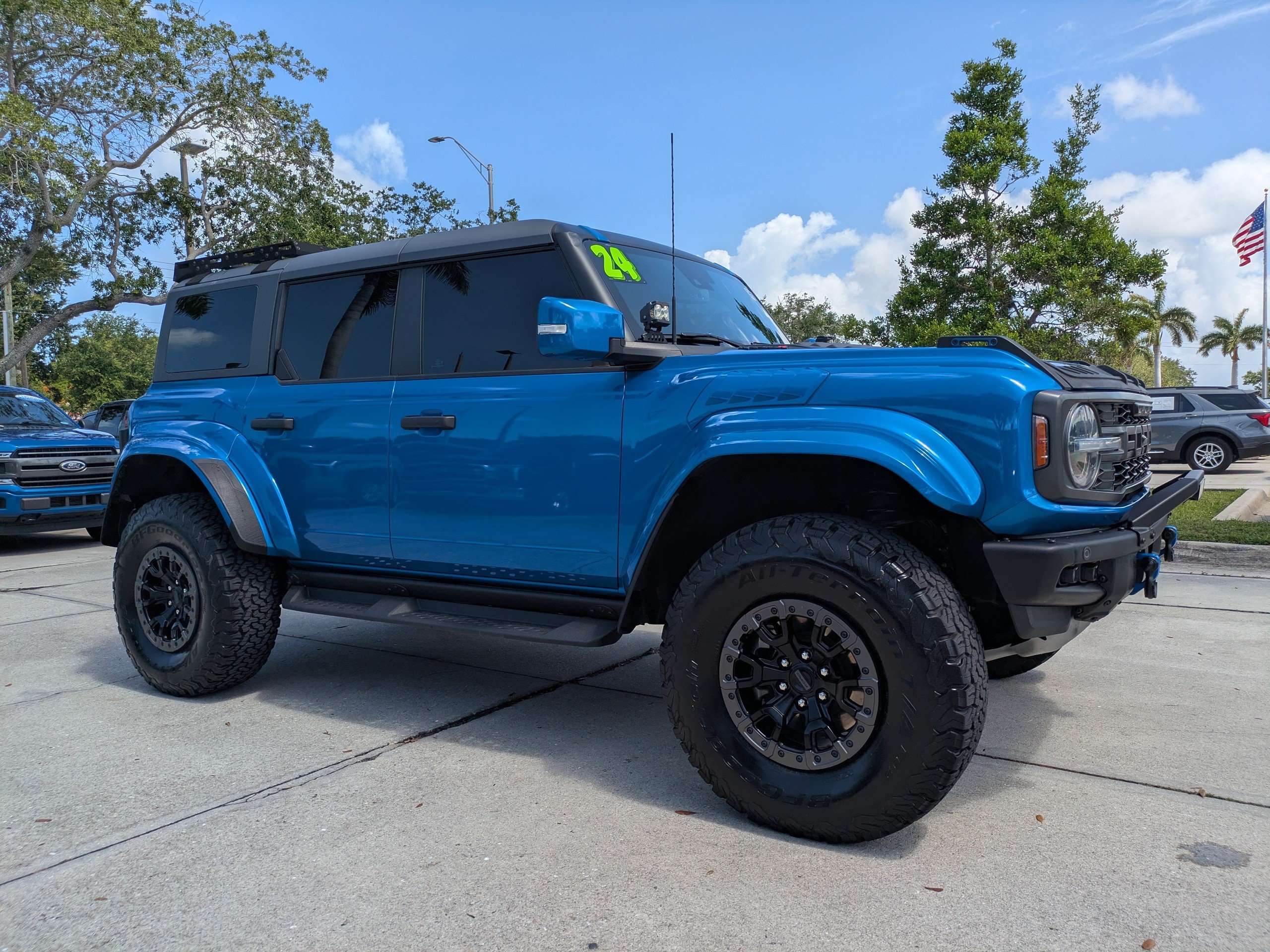 Certified 2024 Ford Bronco Raptor AWD/4WD image 2