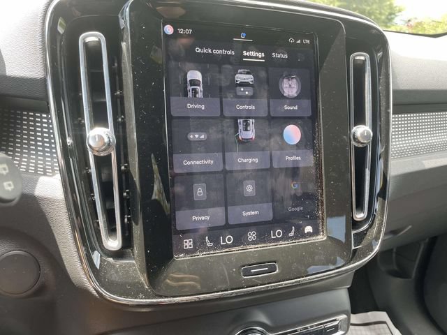 Used 2022 Volvo XC40 P8 Recharge Ultimate AWD/4WD image 34