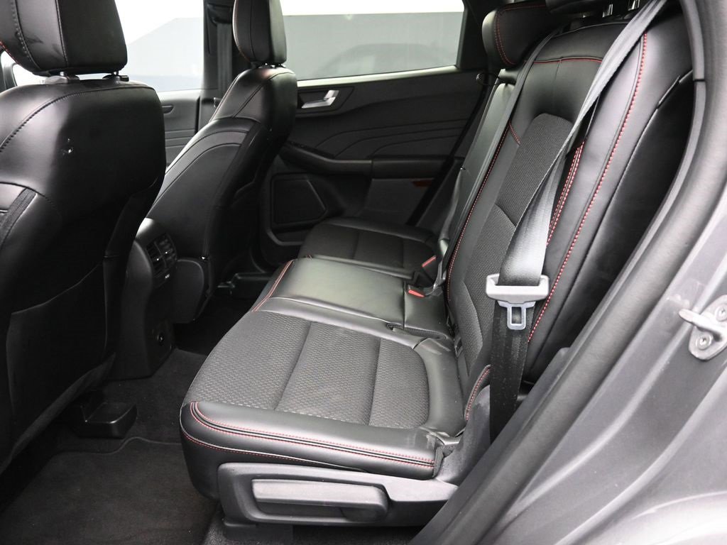 Certified 2025 Ford Escape ST-Line image 25