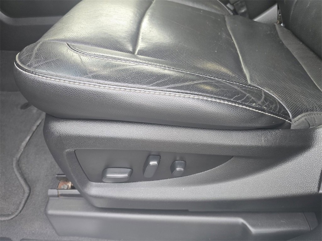 Used 2020 GMC Yukon XL SLT image 26