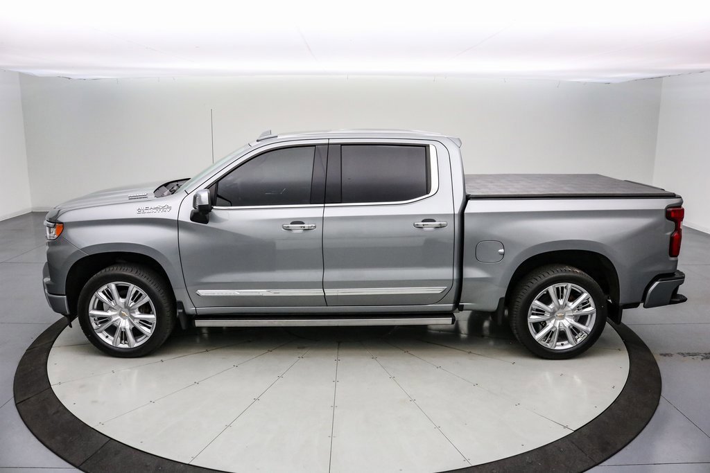 Used 2024 Chevrolet Silverado 1500 High Country w/ High Country Premium Package video 2