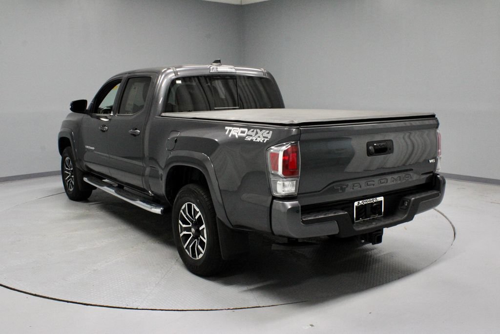 Used 2022 Toyota Tacoma TRD Sport w/ Technology Package AWD/4WD image 8