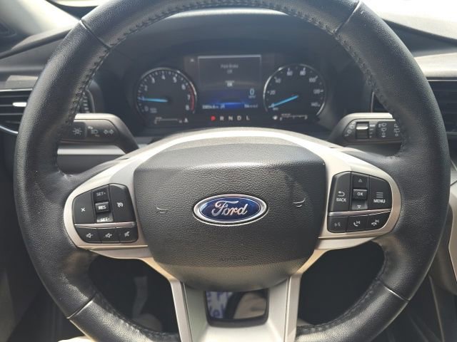 Certified 2023 Ford Explorer XLT w/ Equipment Group 202A AWD/4WD image 23