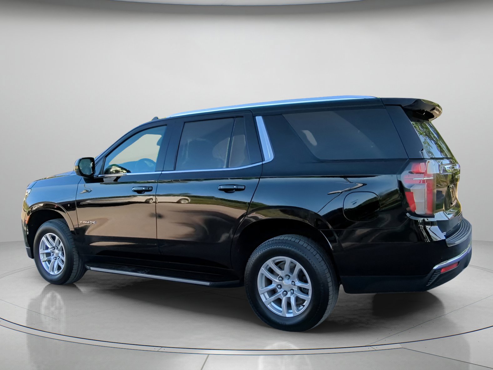 Used 2021 Chevrolet Tahoe LT image 14