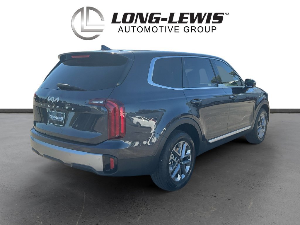Used 2025 Kia Telluride LX FWD image 7