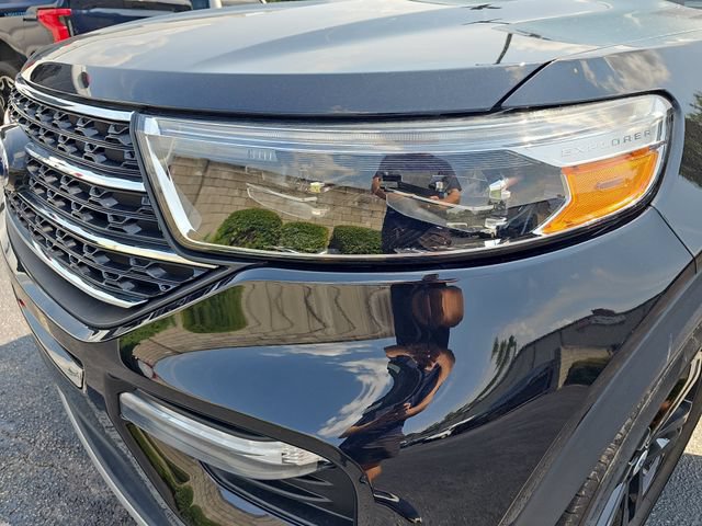 Certified 2023 Ford Explorer XLT w/ Equipment Group 202A AWD/4WD image 35