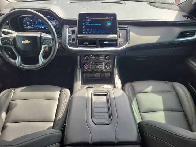Used 2024 Chevrolet Suburban LT w/ LT Signature Package RWD image 8