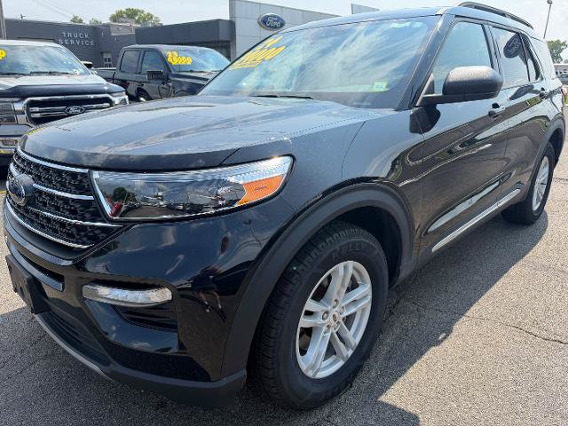 Certified 2024 Ford Explorer XLT w/ Equipment Group 202A AWD/4WD image 4