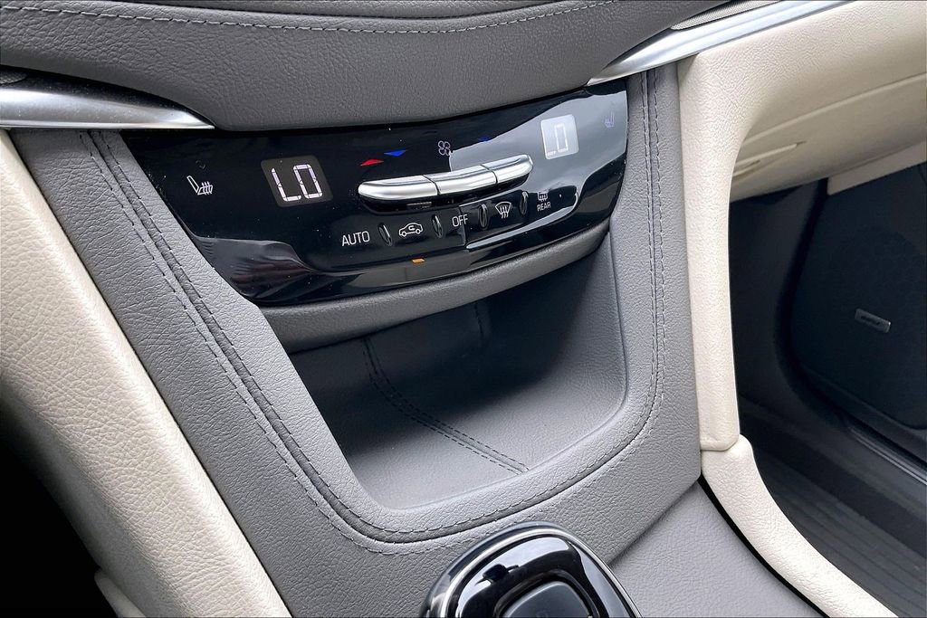 Used 2023 Cadillac XT5 Premium Luxury w/ Technology Package FWD image 25