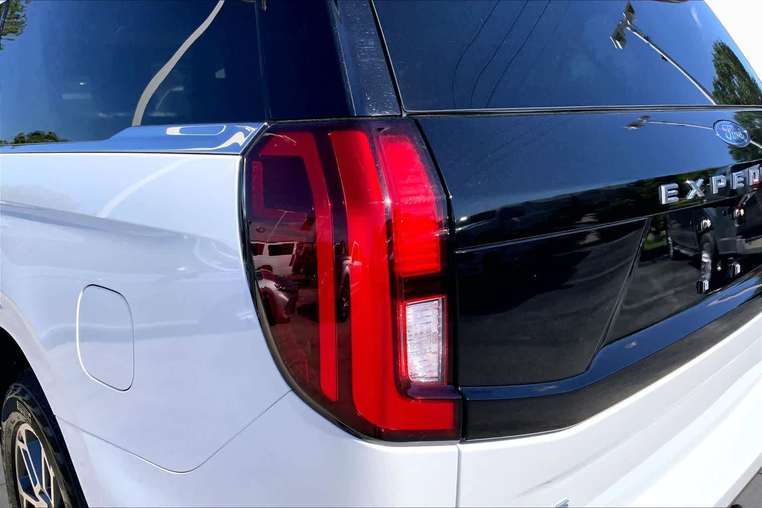 Certified 2025 Ford Expedition Max Active AWD/4WD image 26