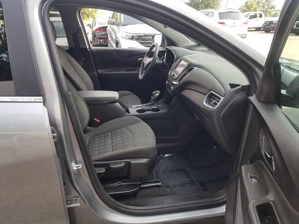 Used 2024 Chevrolet Equinox LT FWD image 19