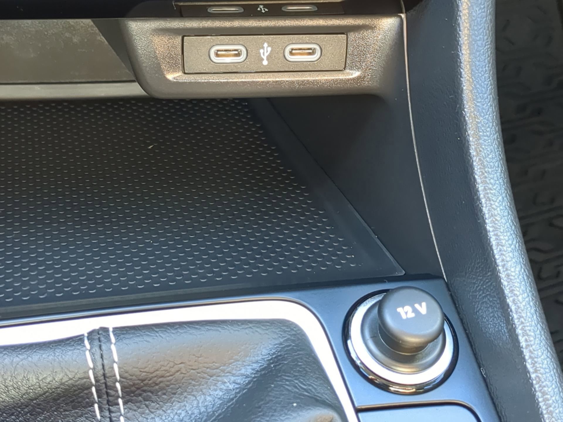 Used 2024 Volkswagen Jetta SE image 52