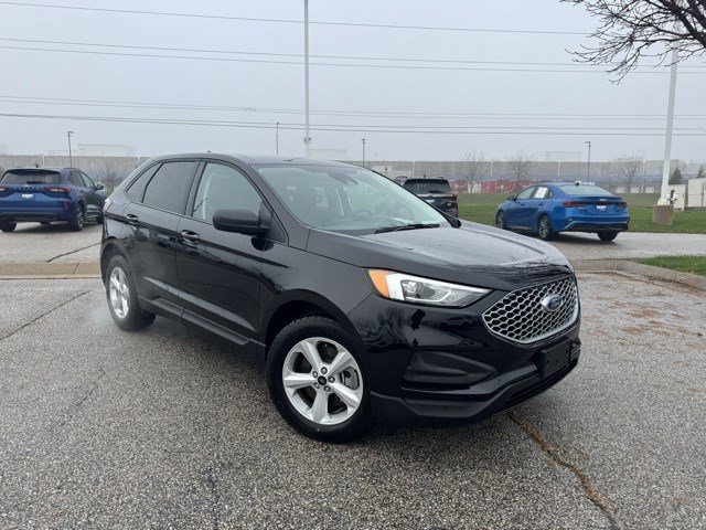 Certified 2024 Ford Edge SE