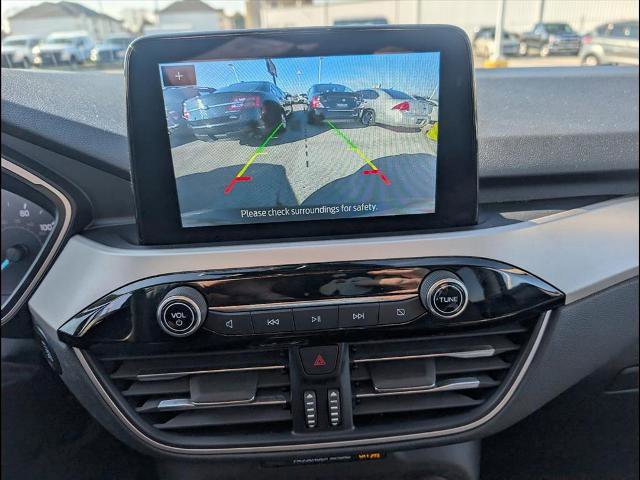 Certified 2020 Ford Escape SE image 11