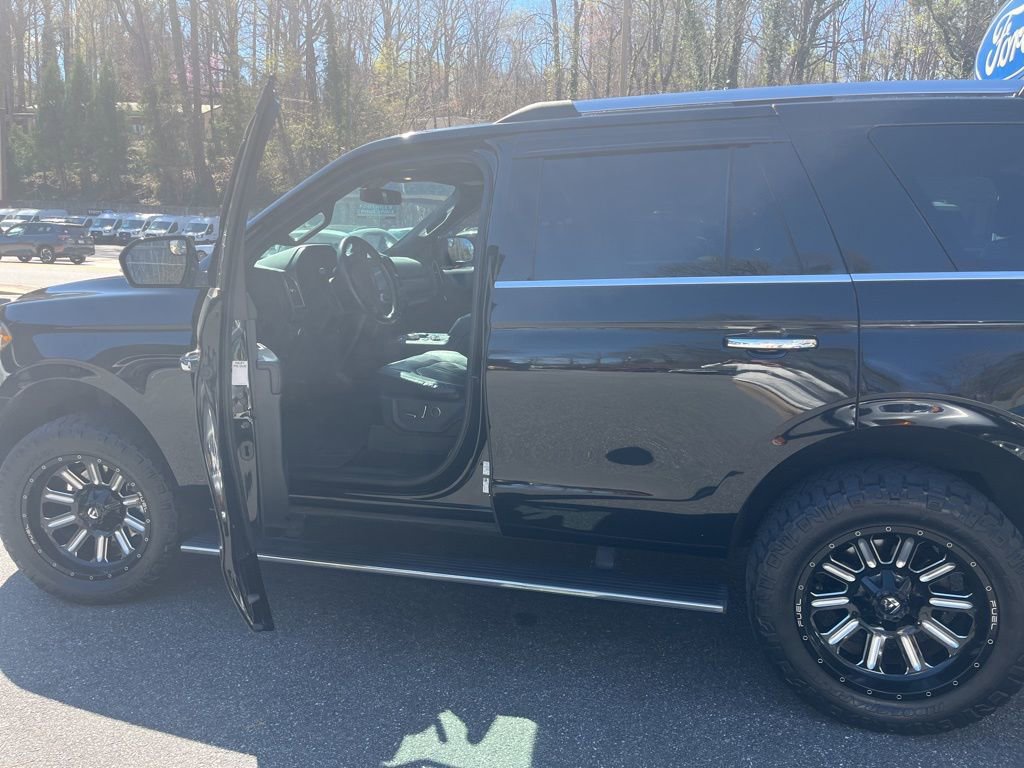 Certified 2018 Ford Expedition Limited image 14