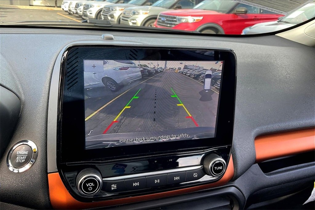Certified 2022 Ford EcoSport SE w/ SE Appearance Package image 19