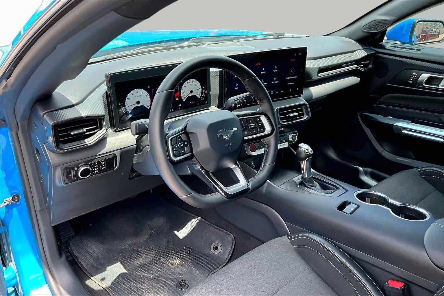 Certified 2025 Ford Mustang Coupe RWD image 36