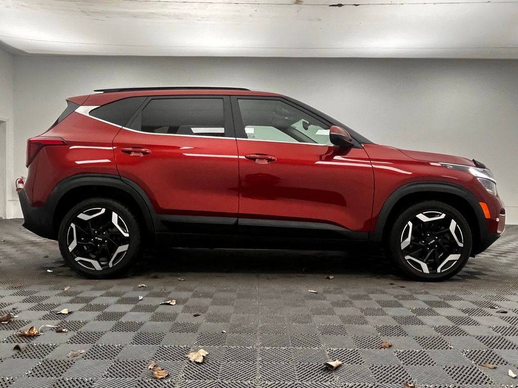 Used 2024 Kia Seltos SX image 2
