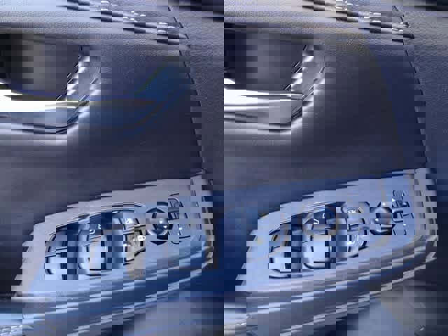 Used 2022 Nissan Sentra SV image 13