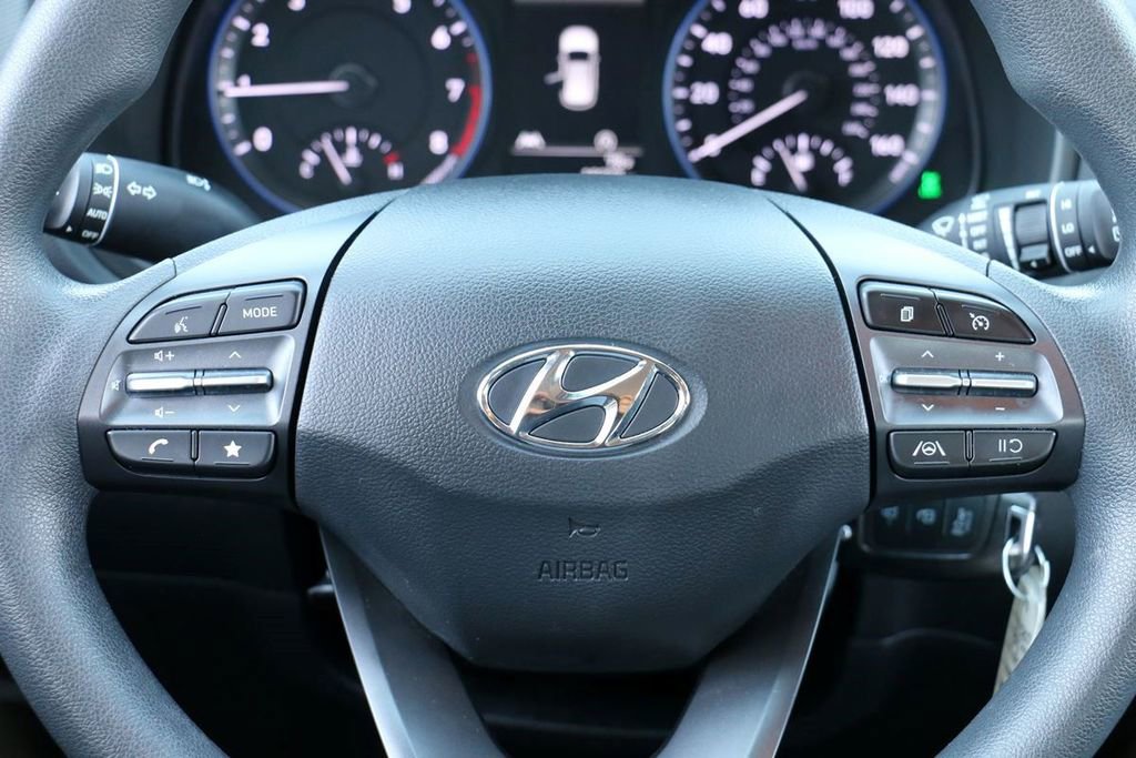 Used 2023 Hyundai Kona SE AWD/4WD image 22