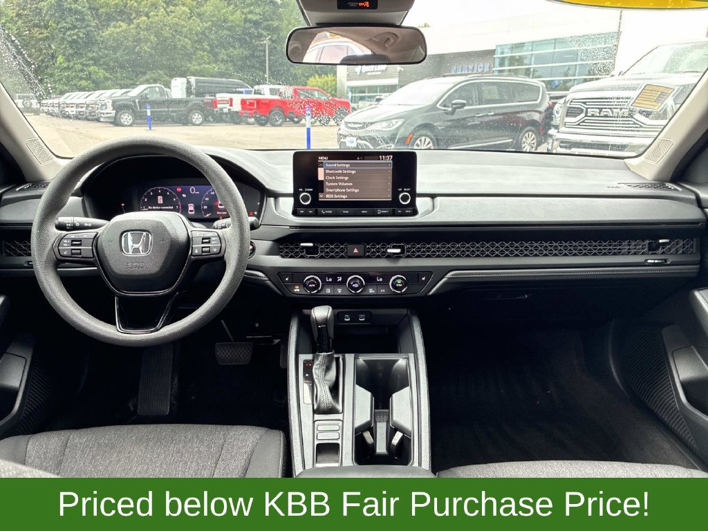 Used 2023 Honda Accord EX image 15