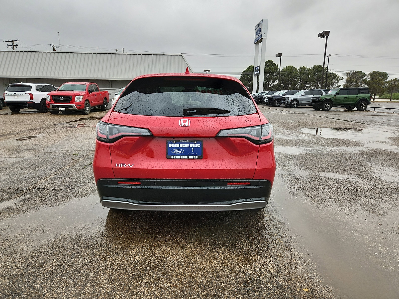 Used 2025 Honda HR-V EX-L image 6