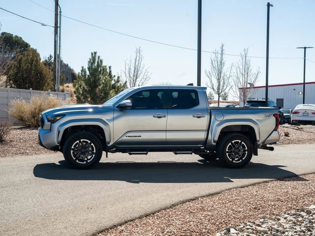 Used 2024 Toyota Tacoma TRD Sport image 5