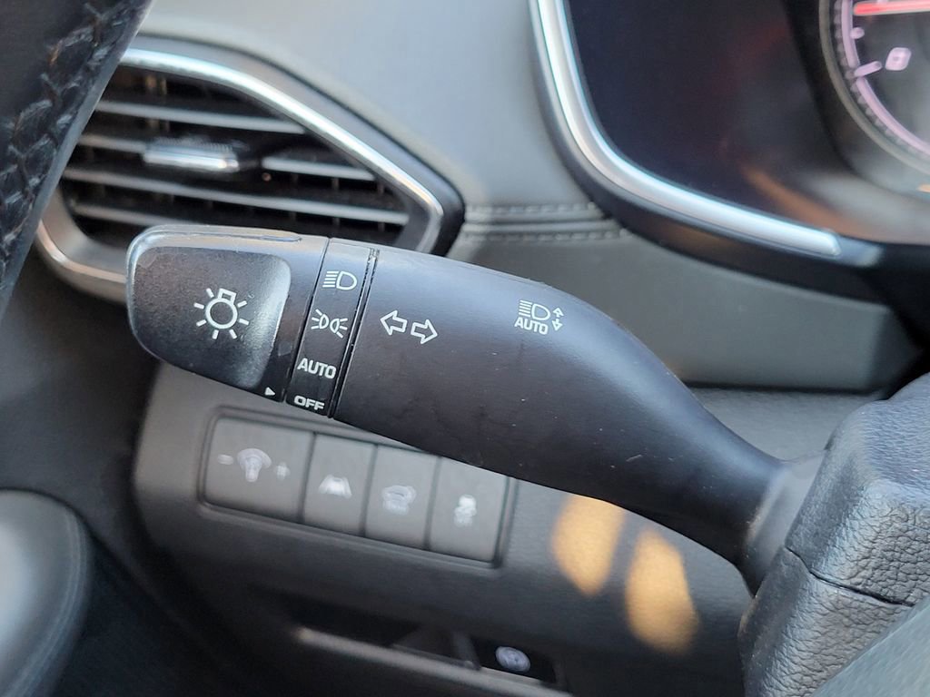 Used 2023 Hyundai Santa Fe SEL image 31