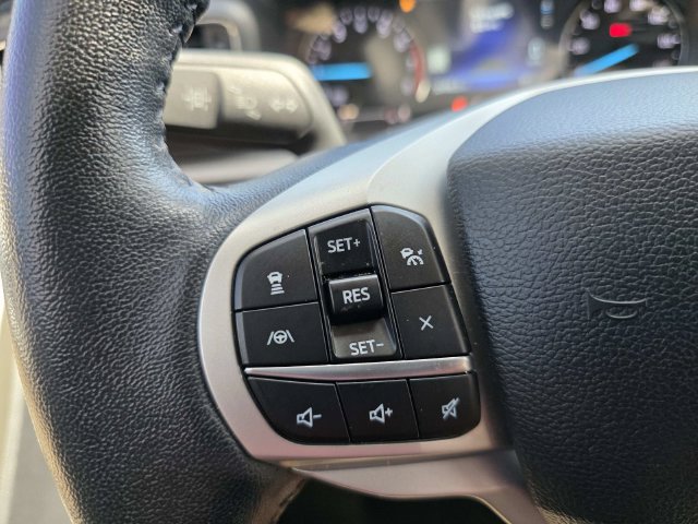 Certified 2023 Ford Explorer XLT w/ Equipment Group 202A RWD image 18