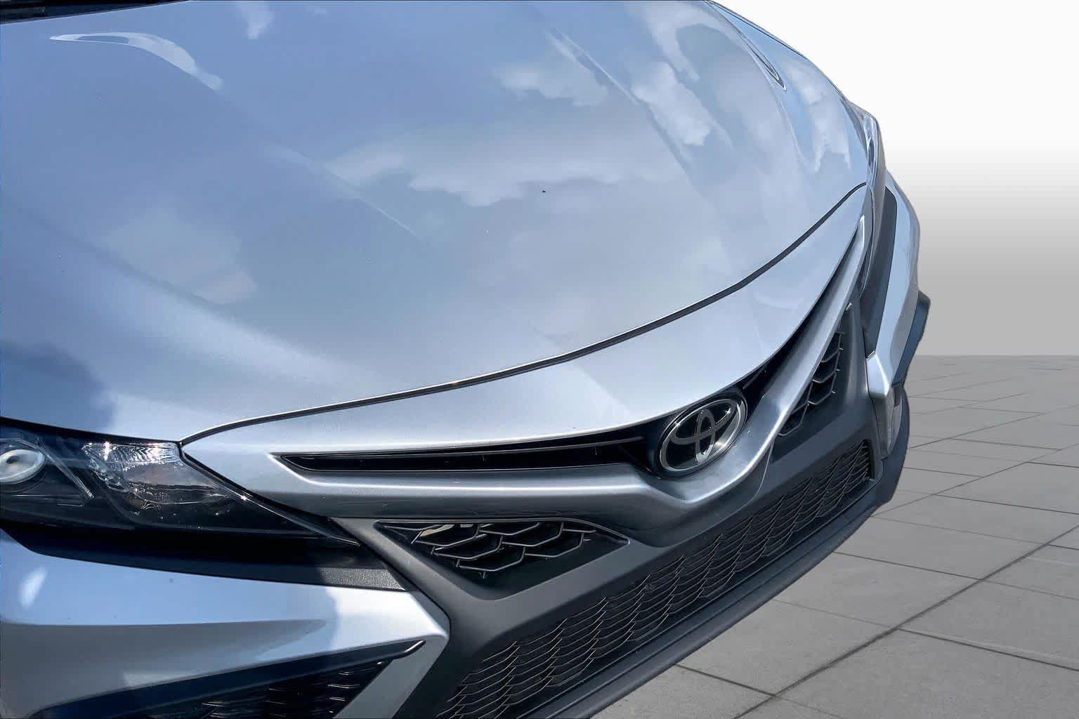 Used 2024 Toyota Camry SE FWD image 28