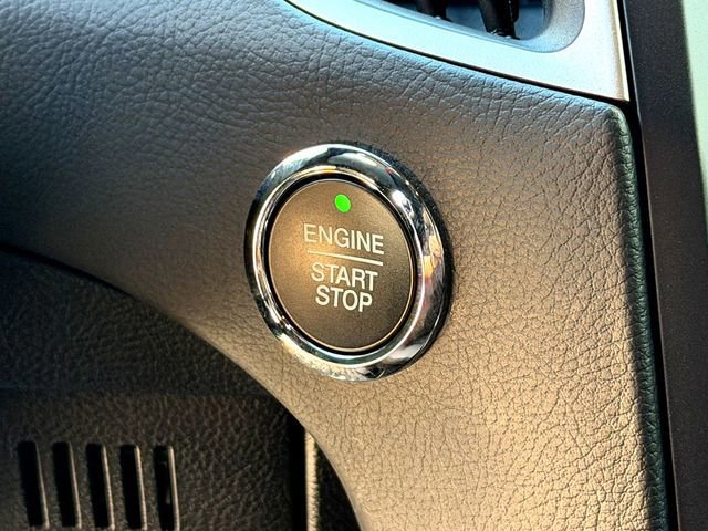 Certified 2022 Ford Edge ST-Line image 17